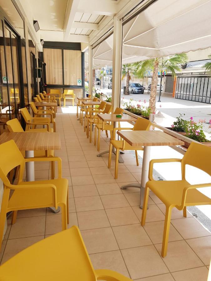Hotel La Plage 카톨리카 외부 사진